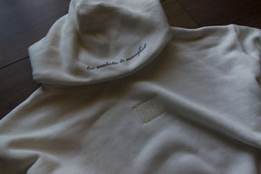 Hoodie ''too realistic to manifest''